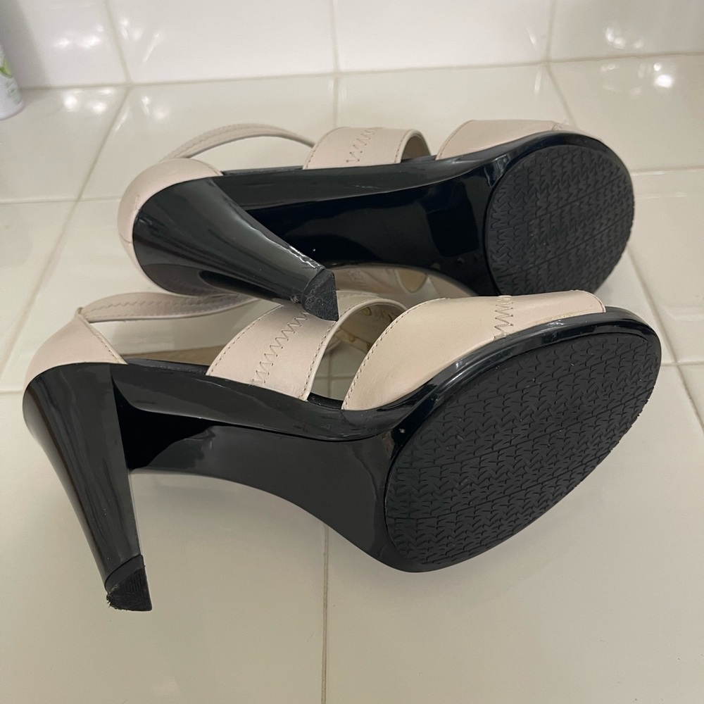 Michael Kors off white-Beige Heels - Picture 8 of 11